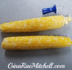 sweetcorn with holder