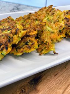 Crispy Zucchini Fritters by House on Silverado | Friday finds | July 31, 2020
