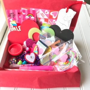 Friday Finds Roundup | February 5, 2021 - image - Valentine Busy Box by MakingLifeBlissful