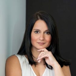 Reena Korde Pagnoni author profile image