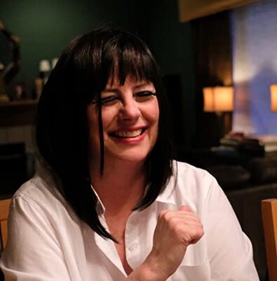 Annabelle Lewis Author Profile image