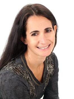 Cherie Colyer Author Profile image