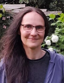 Izzy Rees Author Profile image