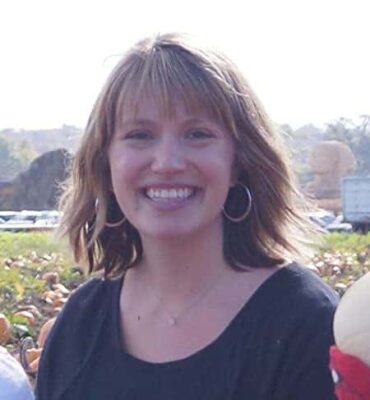 Kelly Pawlick Author Profile image