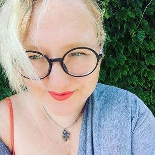 Victoria Rogers Author Profile image