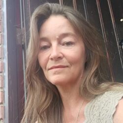 Suzanne Buchanan Author Profile image