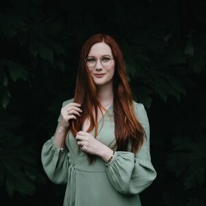 The Nature of Witches by Rachel Griffin | 5-Star Book Review | A powerful tale of witches, friendship & love!, 3 Rachel Griffin Author Profile image