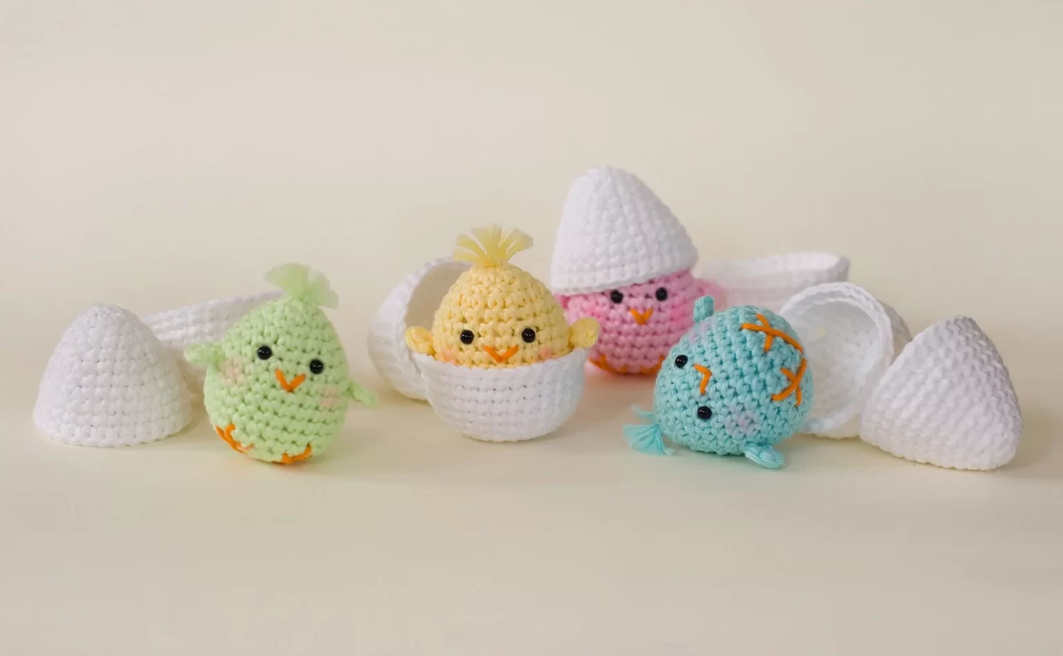 The 3 March 2023 Friday Finds are here with a new Author of the Week, Featured Blogger, Indie Author News, Book & Blog Roundups, Spring Recipes & Crafts, 13 Chicks in eggs crochet pattern