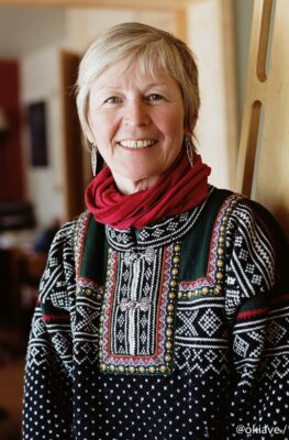 Linda Chamberlain author image