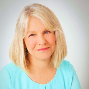 Aqua Paws: A Book about Friendship, Courage, and the Ocean by Patricia Allieri | 5-Star Children's Book Review 5 Patricia Allieri author image