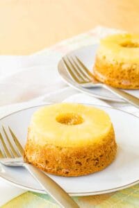 Gluten-Free-Mini-Pineapple-Upside-Down-Cakes-0111