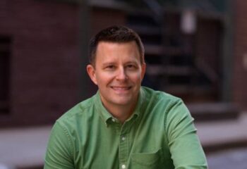 Best Men by Sidney Karger | Book Review ~ Laugh Out Loud Romantic M/M Comedy ~ Release Date May 2, 2023 2 Sidney Karger author image