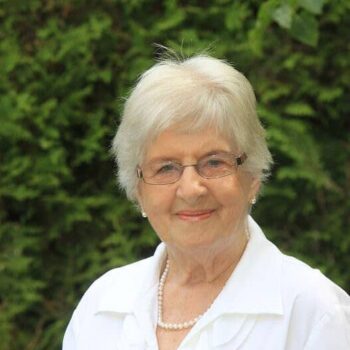 A Long Dark Road: Selected Tales of Suspense by Joan Hall Hovey | Spotlight ~ Excerpt ~ $10 Gift Card 4 Joan Hall Hovey author image