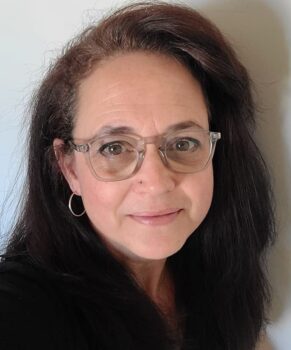 Marianne Arkins author image