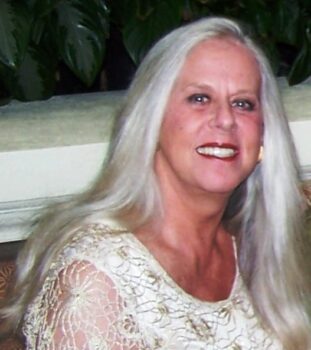 Beverly Golden Cuevas headshot