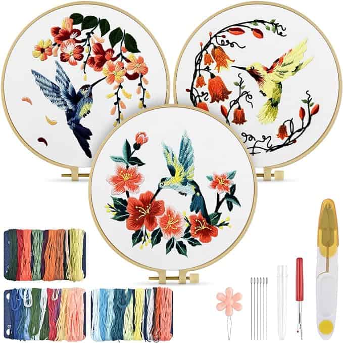Hummingbird & Flower Embroidery Kit 04-05-2024