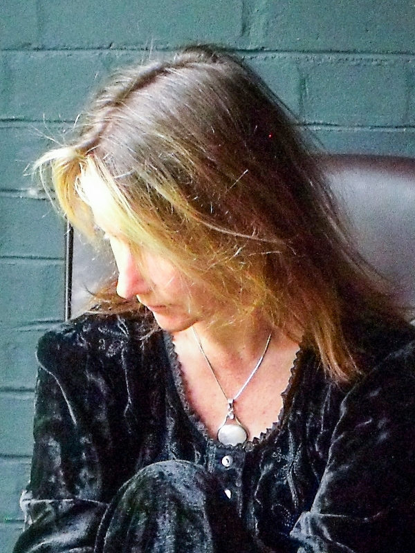 Ailish Sinclair Author Profile image